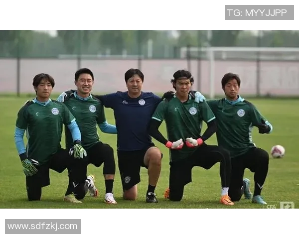 川籍足球明星阵容全景图展示与成就回顾